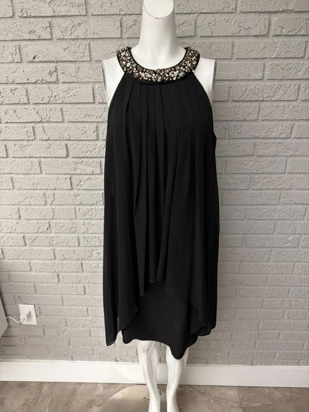 Vince Camuto Women's Black Embellished Dress Size 10